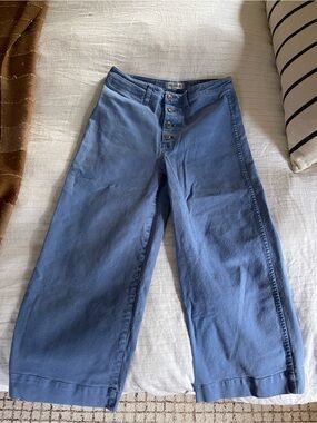 Wide Leg High-Rise Jeans in Dusty Blue